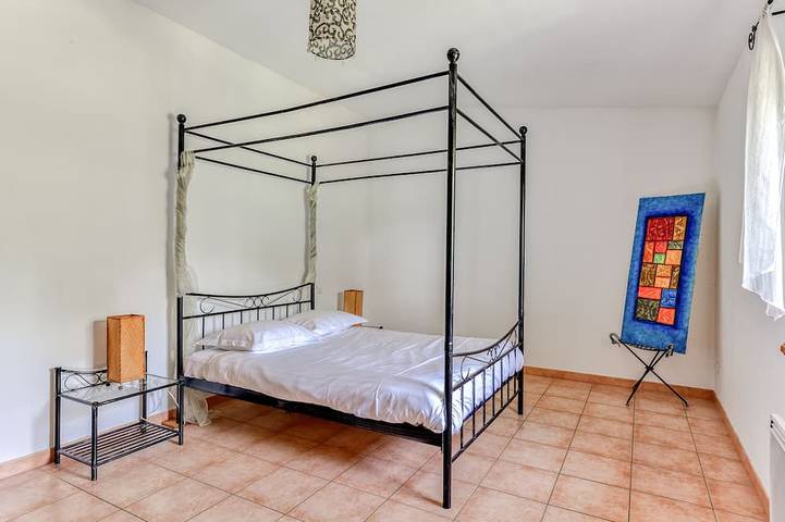 Charmantes Ferienhaus, beheizter Pool, in einem Weingut 30 Minuten vom Meer entfernt. in Fabrezan, Mittelmeerküste (Frankreich)