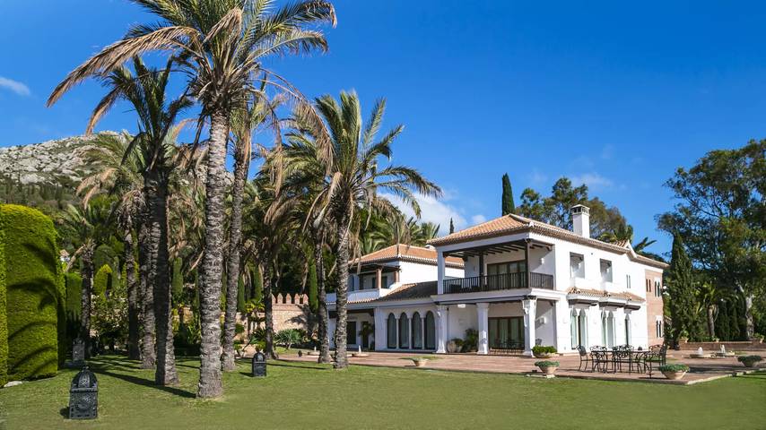 Villa for 12 people, with garden and pool in Málaga (Este)