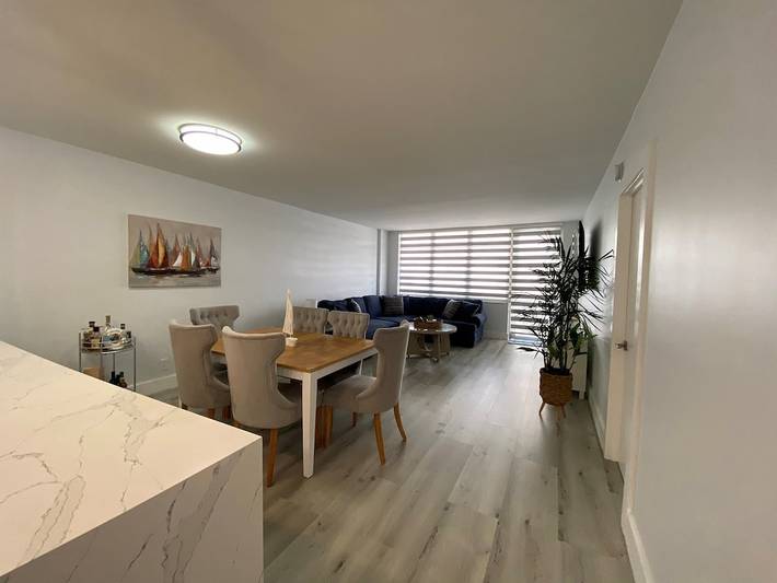 Apartamento de vacaciones para 4 personas, con balcón además de sauna y piscina - 1