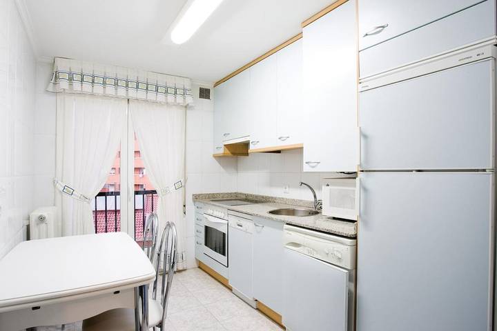 Apartamento de vacaciones para 6 personas, con balcón - 1