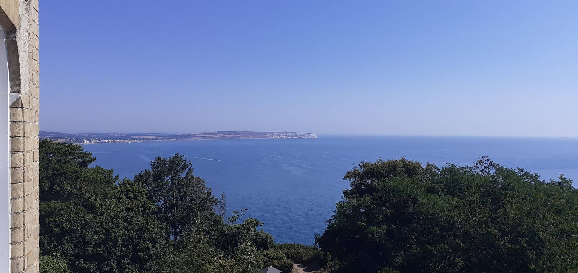 Entire apartment, Sea View in Shanklin, Isle of Wight