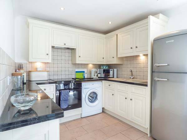 7 Harlyn Cottages in Harlyn, Cornwall