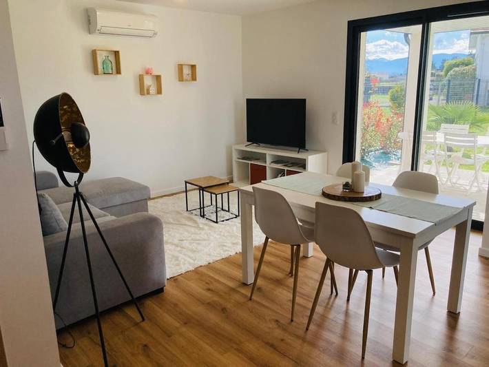 Gîte pour 4 personnes, avec terrasse ainsi que jardin et vue dans Boeil-Bezing - 2