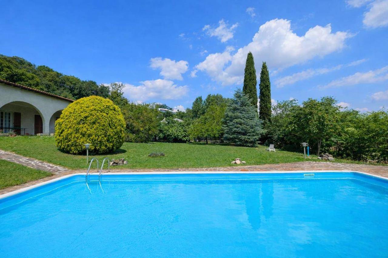 Villa Maria Teresa in Padenghe sul Garda, Prealpi Gardesane