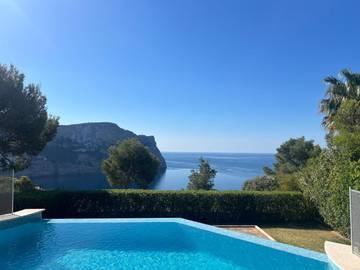 Villa pour 6 personnes, avec vue ainsi que piscine et jardin, animaux acceptés à Port d'Andratx
