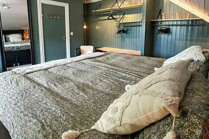 Familienhaus mit Ruderboot und Sauna am See in Porsgrunn