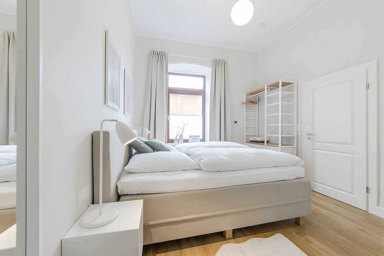 Ganze Wohnung, Helle Stuuv – Schöner Wohnen mit sonniger Terrasse und Kamin in Westfehmarn, Lemkenhafen