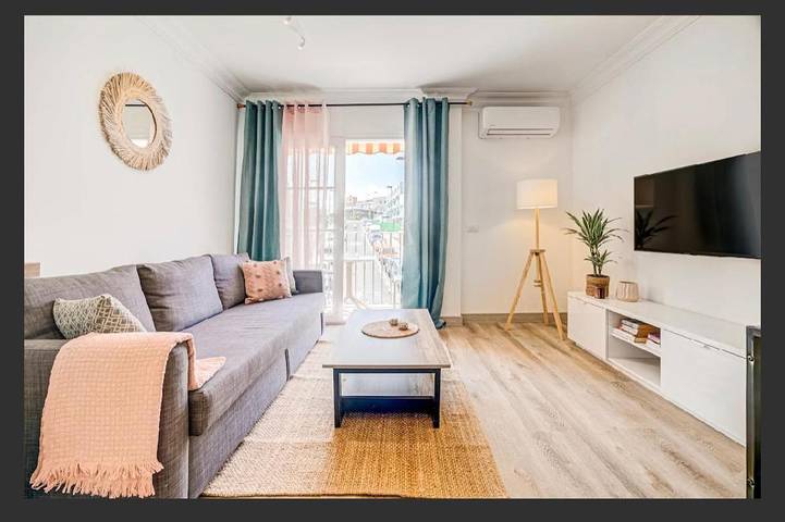 Vakantieappartement voor 4 personen, with zwembad and uitzicht as well as balkon in La Caleta