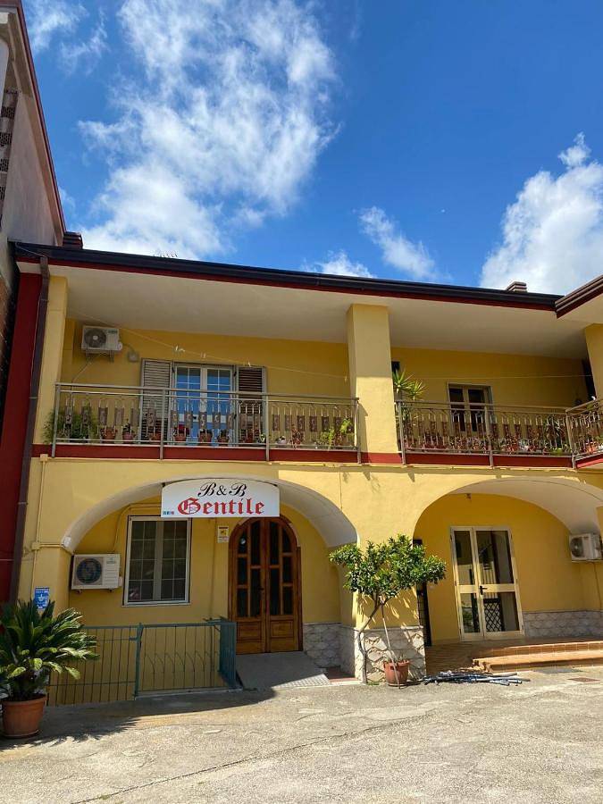 Bed and breakfast per 3 persone, con terrazza - 1