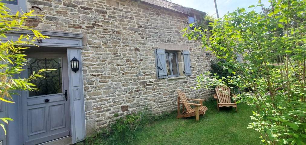 Location de vacances pour 6 personnes, avec jardin et terrasse à Le Trévoux - 4