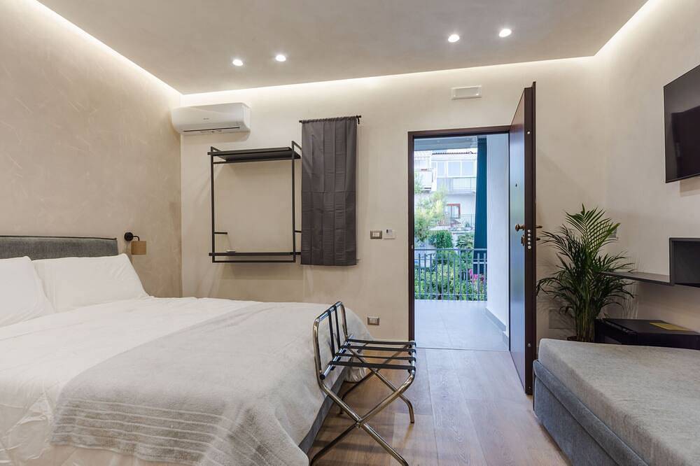 Bora Bora - Tropicalia Suites by Wonderful Ital in Stanislao Cannizzaro, Aci Castello
