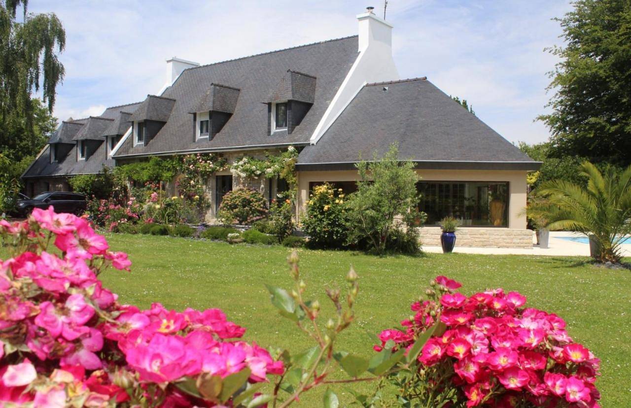Chambre d’hôte pour 4 personnes avec jacuzzi in Gouesnach, Côte de Cornouaille