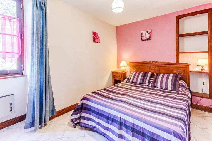 Location de vacances pour 6 personnes, avec piscine ainsi que terrasse et jardin à Prats-du-Périgord - 4