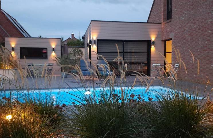 Appartement de vacances pour 2 personnes, avec vue et piscine ainsi que jardin et terrasse