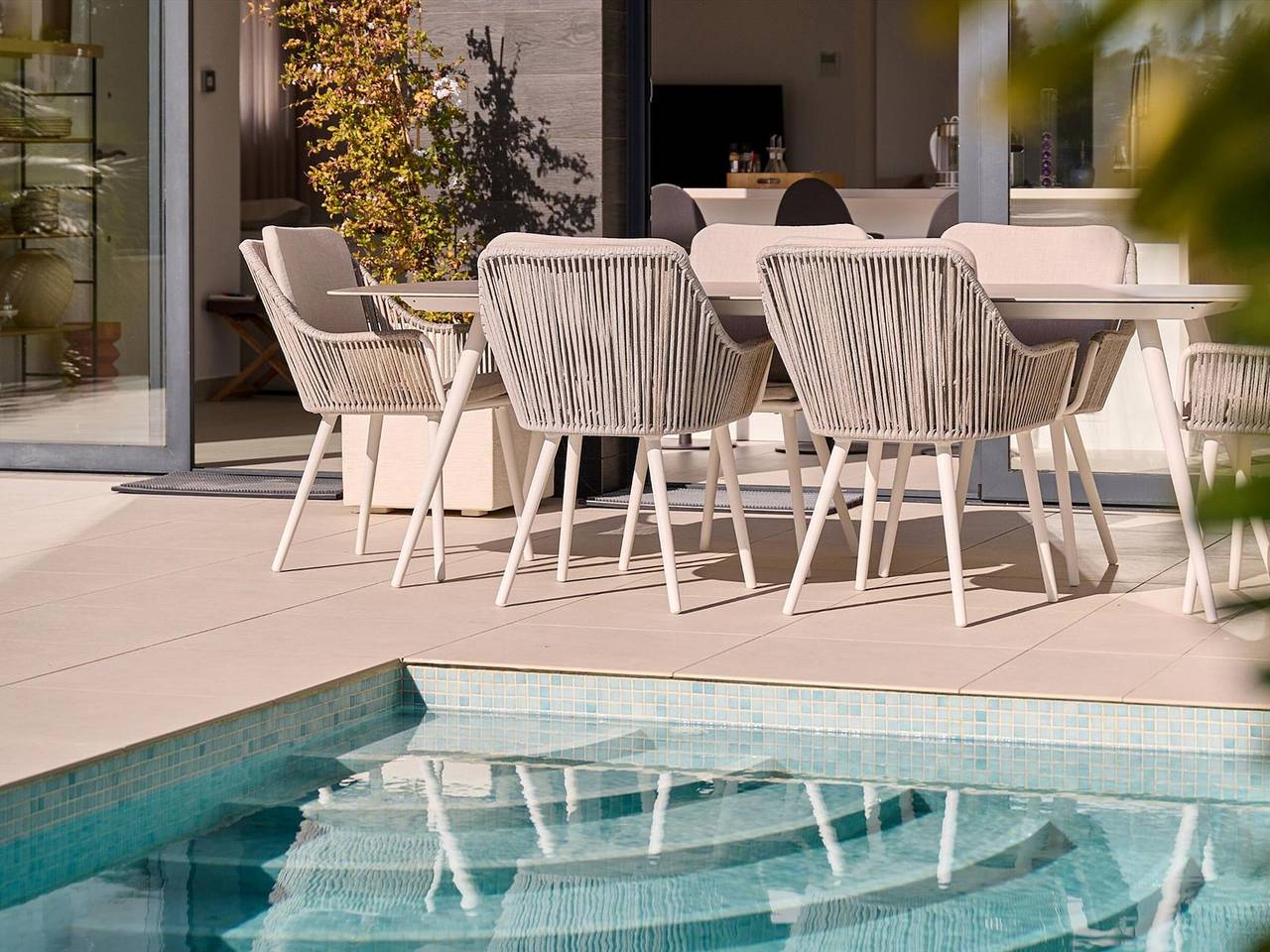 Villa de lujo con piscina privada, aire acondicionado, wifi y aparcamiento en Polop in Polop de la Marina, Costa Blanca