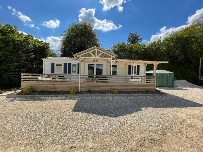 Location de vacances pour 8 personnes, avec jardin et vue, animaux acceptés dans Lacroix-sur-Meuse
