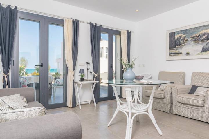 Ferienhaus für 4 Personen mit Terrasse in Playa Son Serra de Marina, Santa Margalida