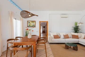 Villa in Santa Eulària des Riu, East Ibiza für 8 