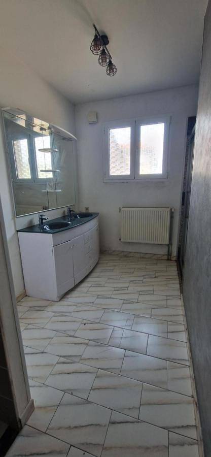 Location de vacances pour 8 personnes, avec terrasse à Clara - 2