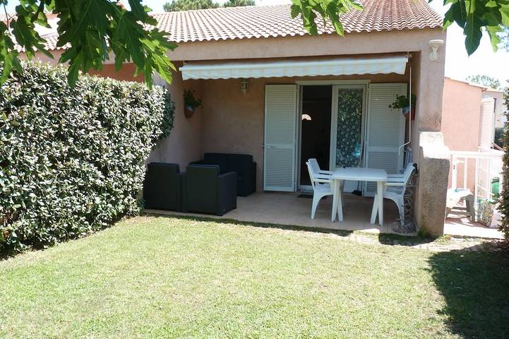 Villa pour 4 personnes, avec Terrasse et Jardin à Borgo