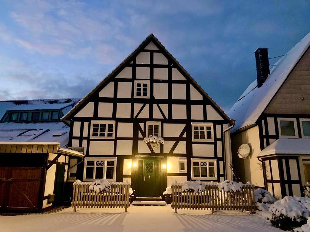 Fachwerkhaus im Sauerland - Goldhase Anno 1700 in Medebach, Hochsauerlandkreis