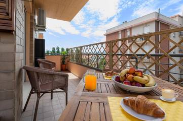 Ferienwohnung für 6 Personen, mit Terrasse und Ausblick, mit Haustier in Pesaro
