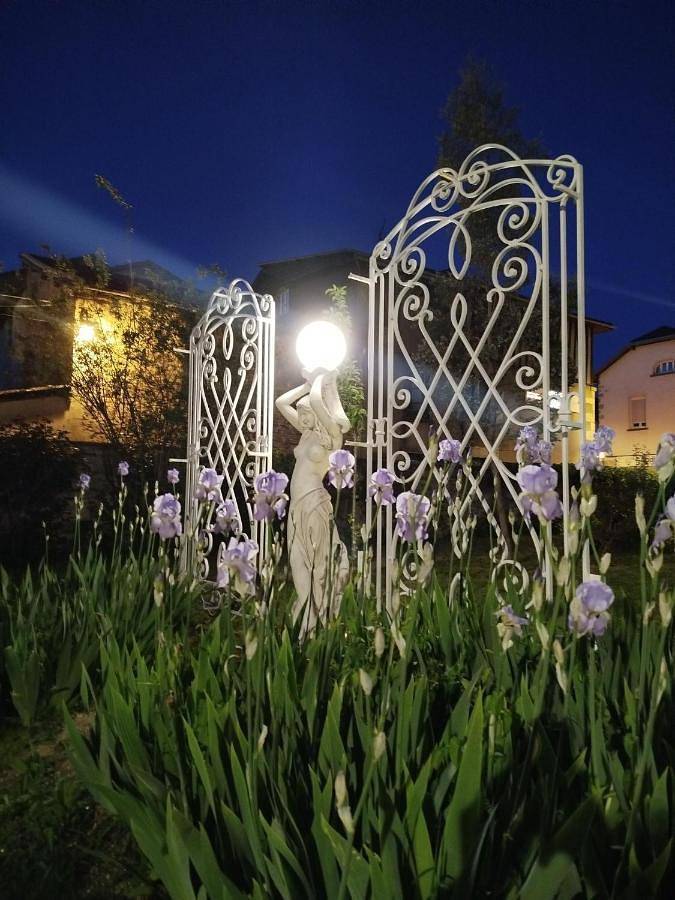 Chambre d’hôte pour 2 personnes, avec vue et jardin