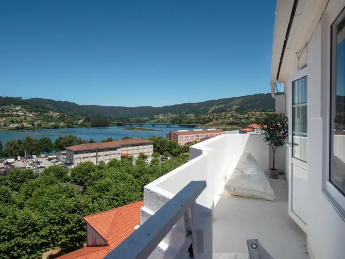 Ferienwohnung für 6 Personen, mit Ausblick und Terrasse - 1