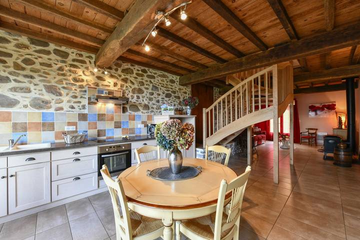 Gîte pour 4 personnes, avec jardin et terrasse, animaux acceptés en Pyrénées-Atlantiques - 4