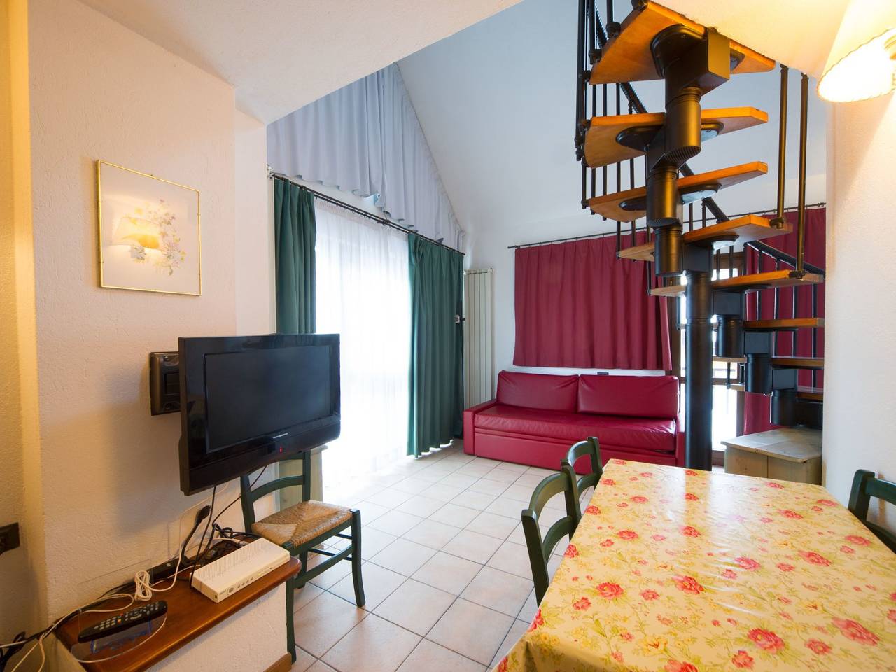 Apartamento entero, Drei-Zimmer-Dachgeschosswohnung 6 p.l. Villa Frejus in Bardonecchia, Provincia de Torino
