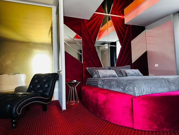 Hôtel pour 2 personnes, avec jacuzzi et balcon dans Giurgiu - 2