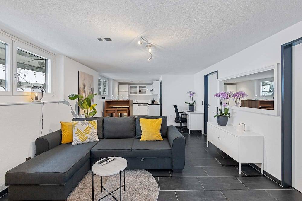 Ganze Wohnung, The R Apartment Froburg, Parking, Öv, Golfplatz in Kanton Solothurn