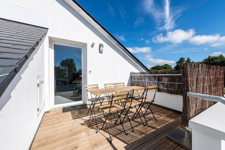 Appartement de vacances pour 6 personnes, avec piscine et jardin