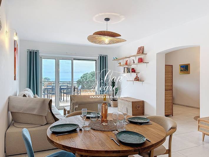 Villa pour 4 personnes, avec terrasse dans Le Lavandou