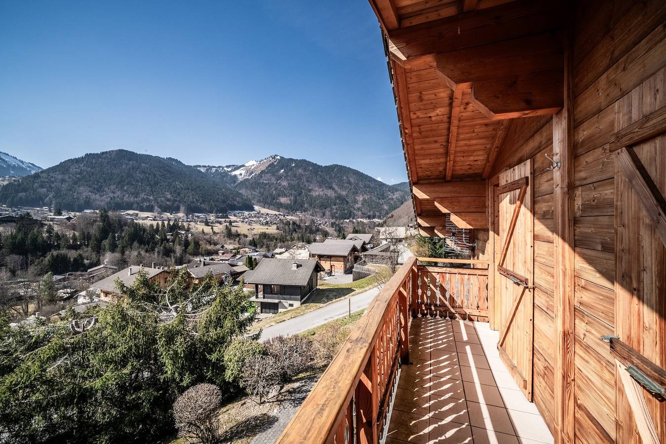 Chalet 'La Perle' con acceso fácil a Avoriaz y al jacuzzi in Montriond, Les Portes du Soleil