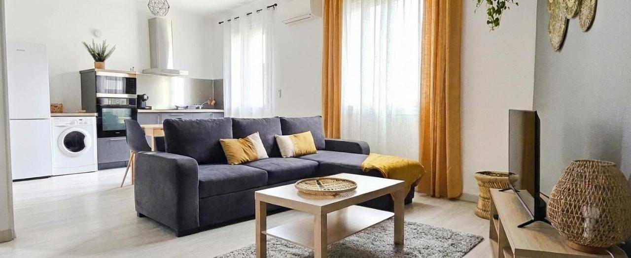 Appartement entier, One-Bedroom Apartment in Rivesaltes, Côte méditerranéenne (France)