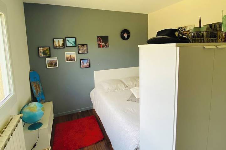 Location de vacances pour 8 personnes, avec jardin et terrasse à Saint-Caprais-de-Bordeaux - 4