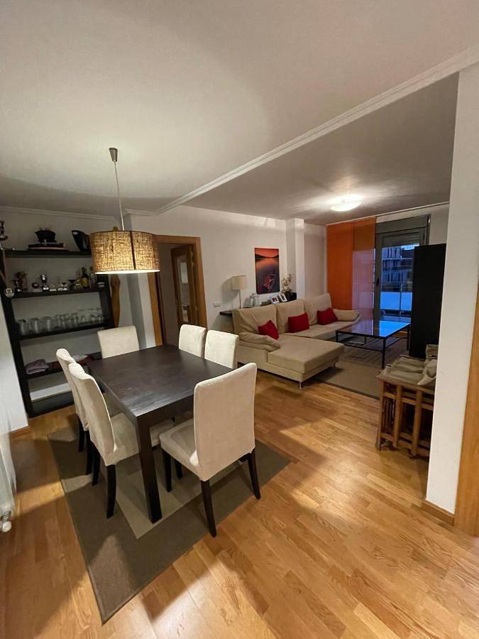 Apartamento de vacaciones para 5 personas, con terraza además de piscina y vistas, Se admiten mascotas - 1