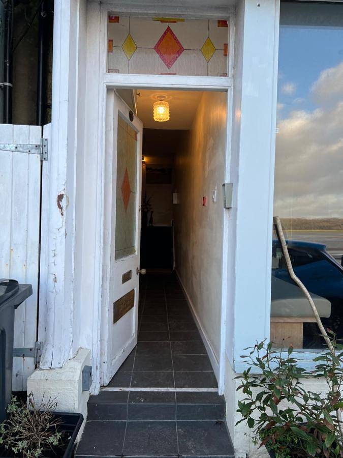 Entire apartment, Arnside sea view in Arnside, Lake District