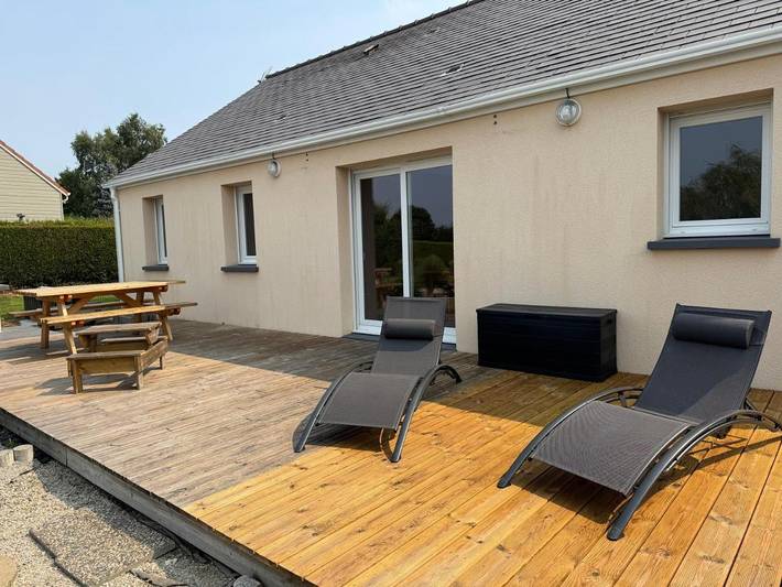 Location de vacances pour 6 personnes, avec jardin et vue, animaux acceptés à Millières - 2