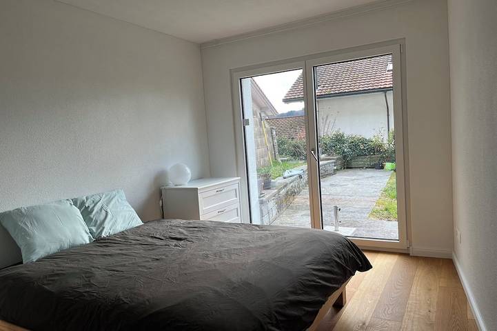 Ganze Wohnung, Gartenwohnung im modernen Stil in Unterkulm, Aargau-Basel