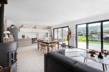 Cottage pour 4 personnes, avec terrasse et jardin à Luri