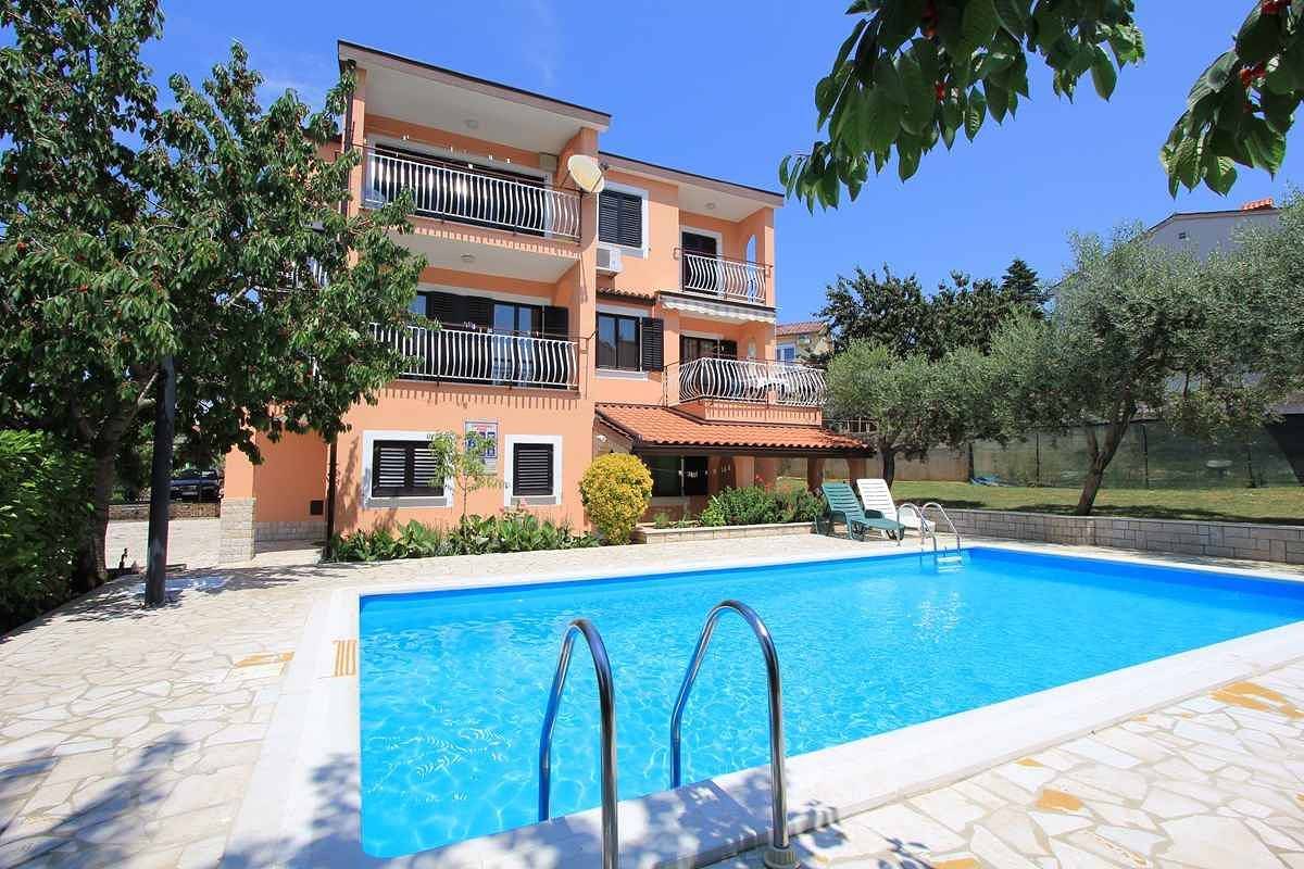 Appartamento intero, Appartamento con piscina e lettini  in Pula Croazia, Pula-Medulin