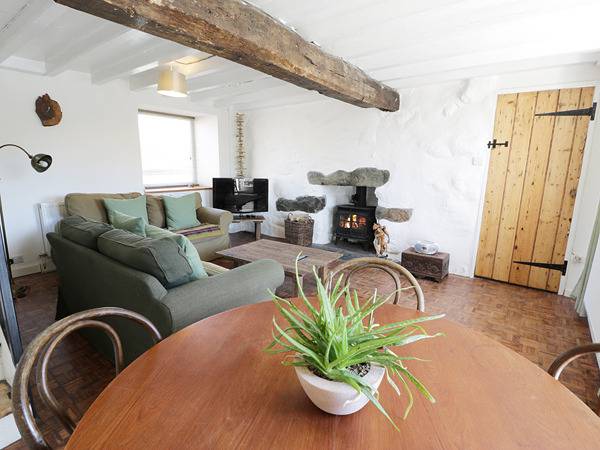 2 Borthwen Cottages in Dyffryn Ardudwy, Snowdonia