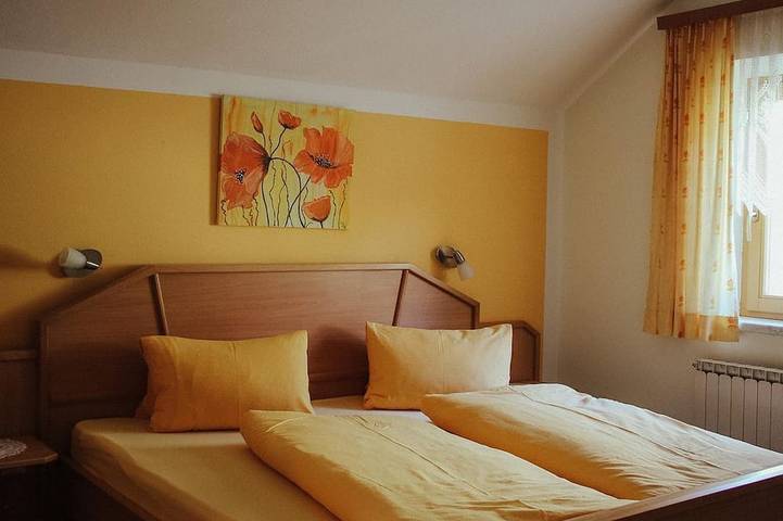 Ferienwohnung für 2 Personen, mit Garten - 1