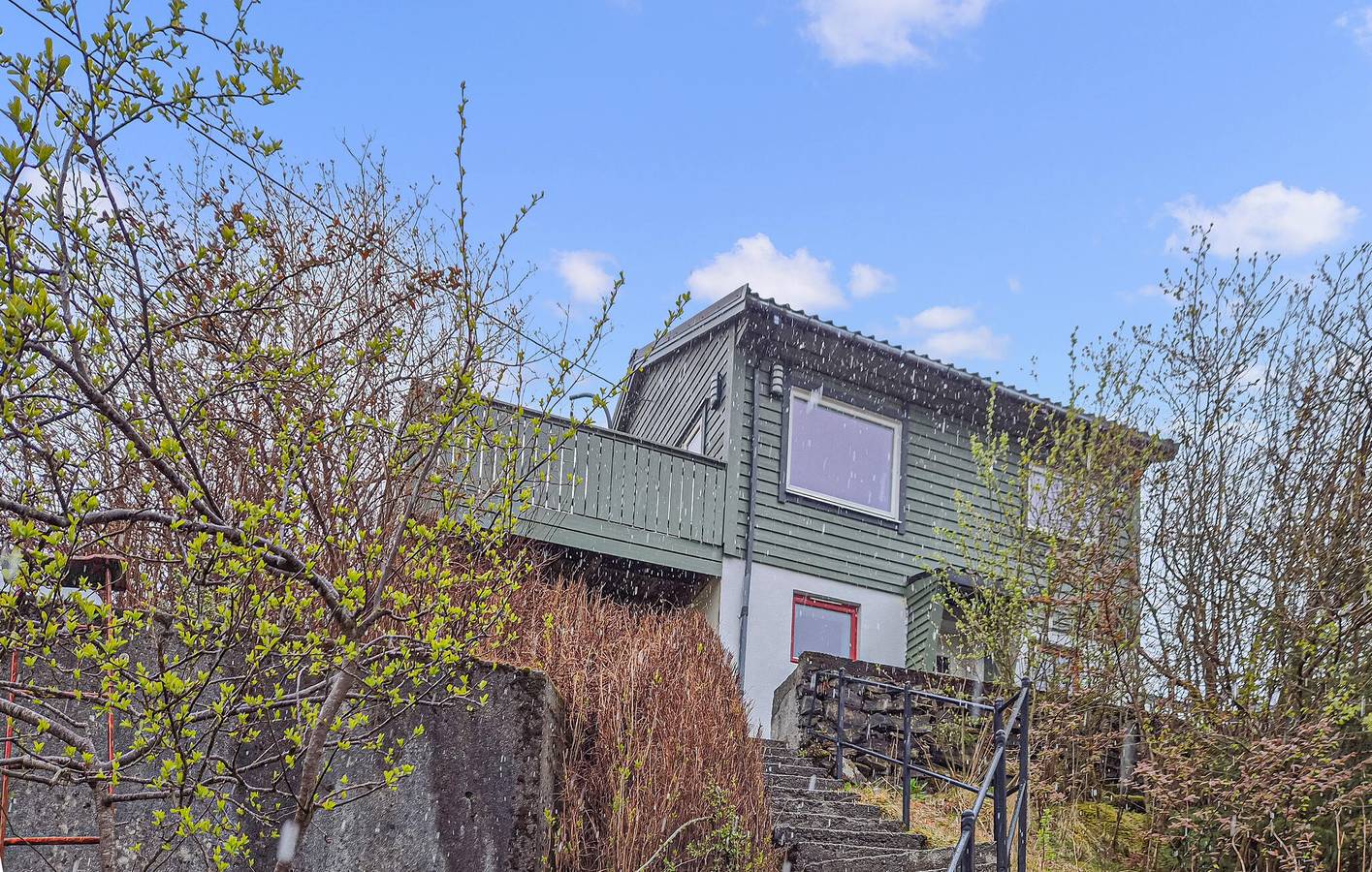 Ferienhaus für 7 Personen mit Garten in Radøy