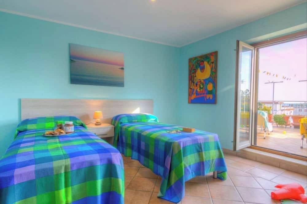 Ganze Wohnung, Meerblick flach 200 Meter zum Strand in Formia, Latina Provinz