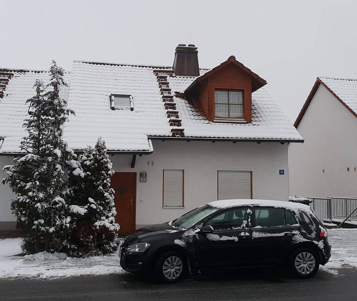 Ferienwohnung für 4 Personen, mit Balkon und Terrasse sowie Garten in Rödental - 2