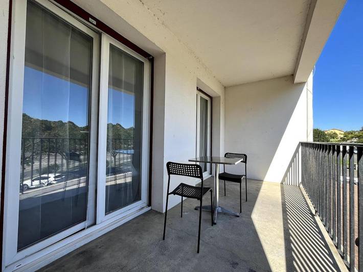 Gîte pour 2 personnes, avec terrasse dans Lac d'Uby - 4