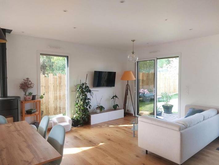 Location de vacances pour 6 personnes, avec vue et jardin, adapté aux familles à Le Minihic-sur-Rance - 2